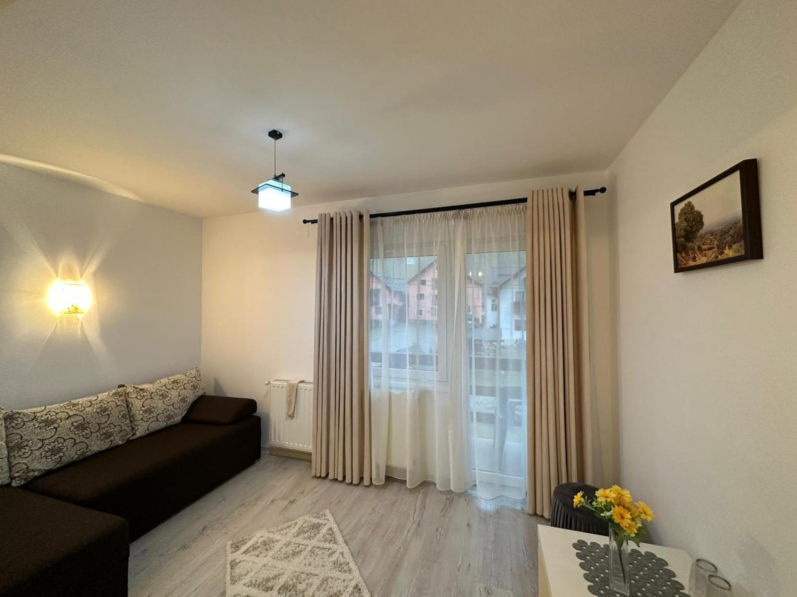Casuta De Langa Izvor Hotel Моечу де Жос Екстериор снимка