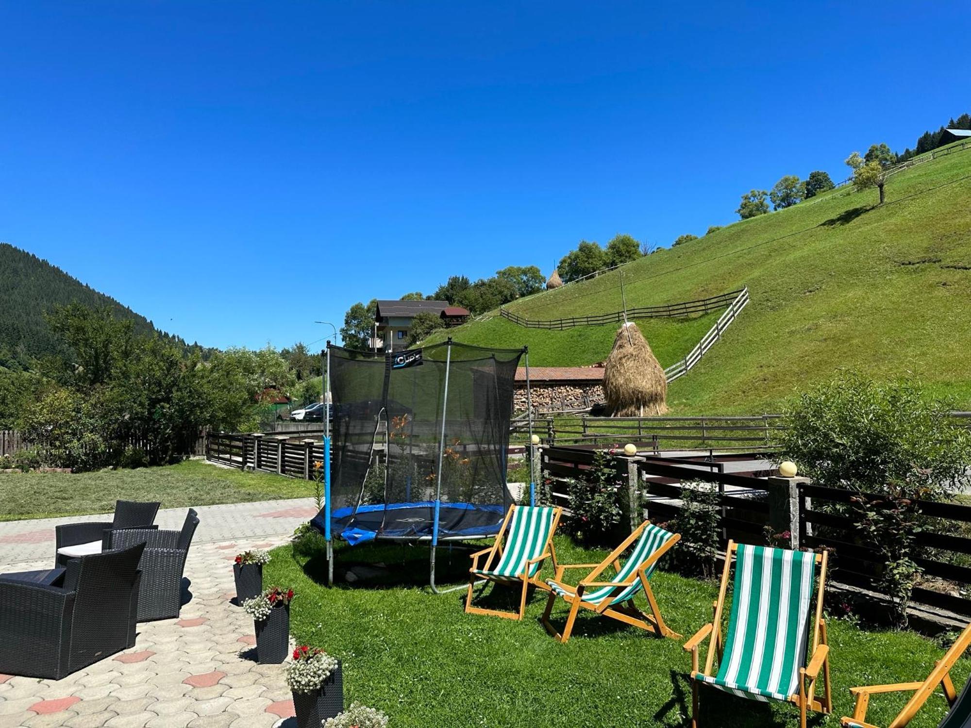 Casuta De Langa Izvor Hotel Моечу де Жос Екстериор снимка